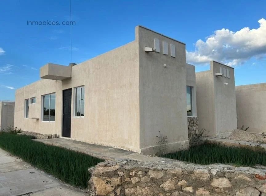 CASA EN VENTA ZONA PONIENTE- MOD SANTA CRUZ